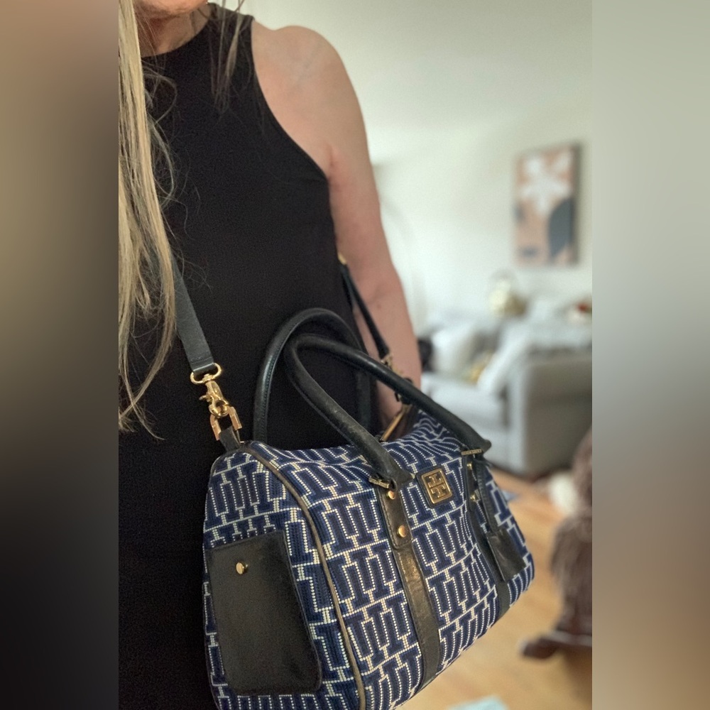 TORY BURCH VINTAGE GEO-T NEEDLEPOINT LOGO SATCHEL/CROSSBODY BAG